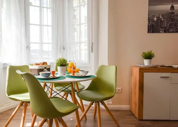 Christine Apartment Close To The Buda Castle